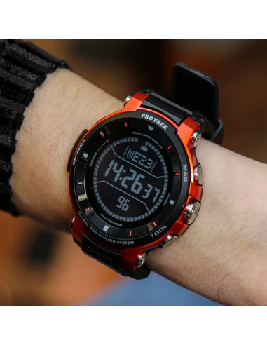 Orologio Casio uomo  WSD-F30-RGBAE Pro Trek smartwatch nero e arancione
